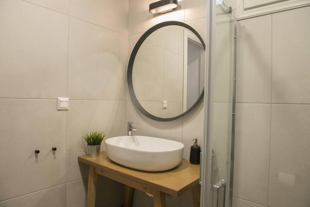 Appartement Elegant In The Heart Of Héraklion